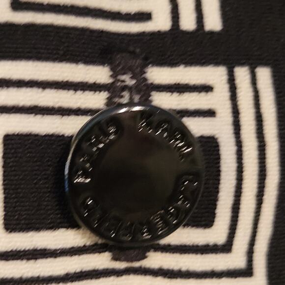 KARL LAGERFELD PARIS Women's Monogram Printed Utility Button Down Shirt Large - Picture 5 of 12